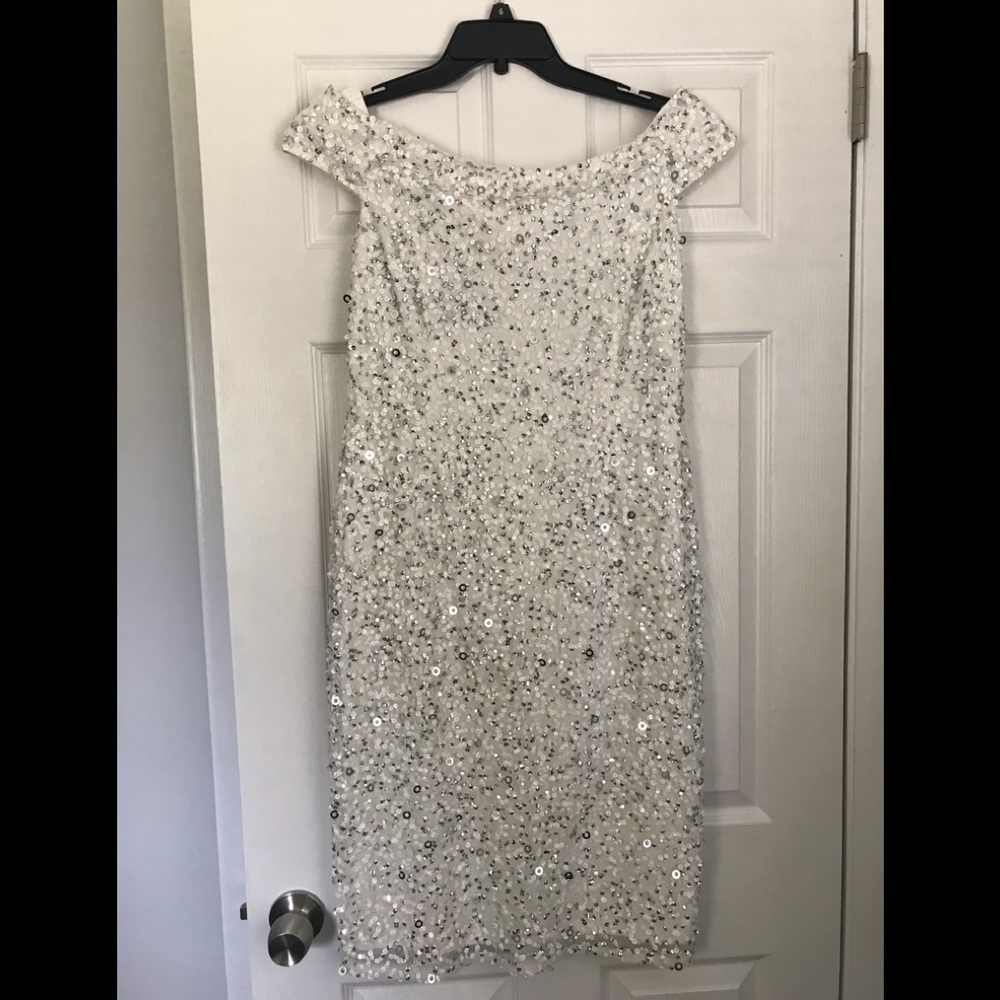 Adrianna Papell White/sequin knee length dress